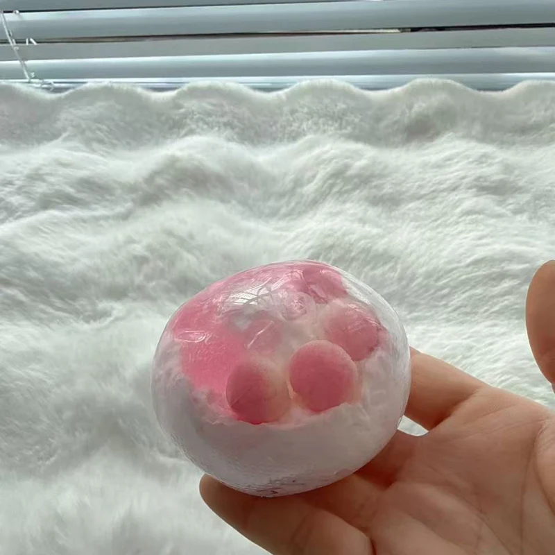 Honey Peach ( The decorative peach is hard)